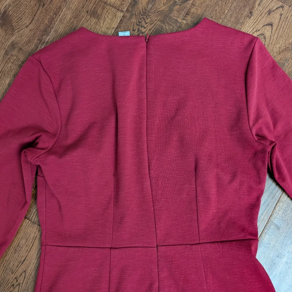 EUC Old Navy Sheath Midi Dress 3/4 Sleeve Maroon Zip Back Size Small - Picture 7 of 9